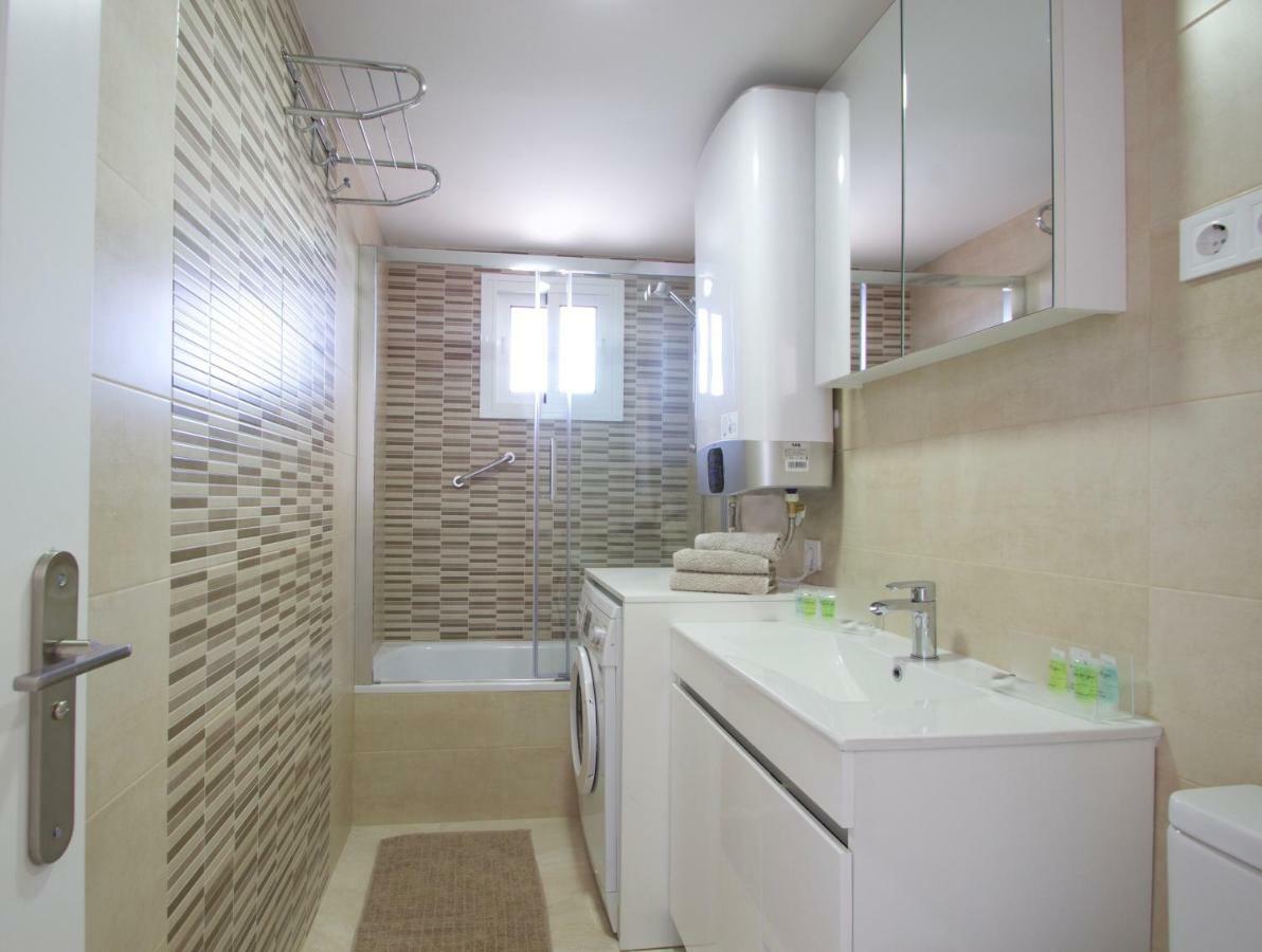 R&E Apartment Torremolinos Bagian luar foto