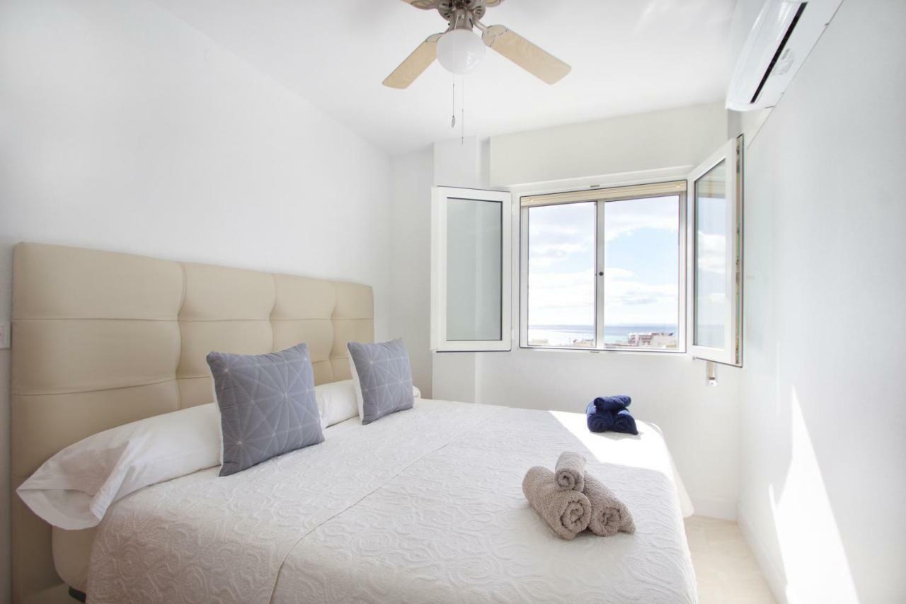 R&E Apartment Torremolinos Bagian luar foto