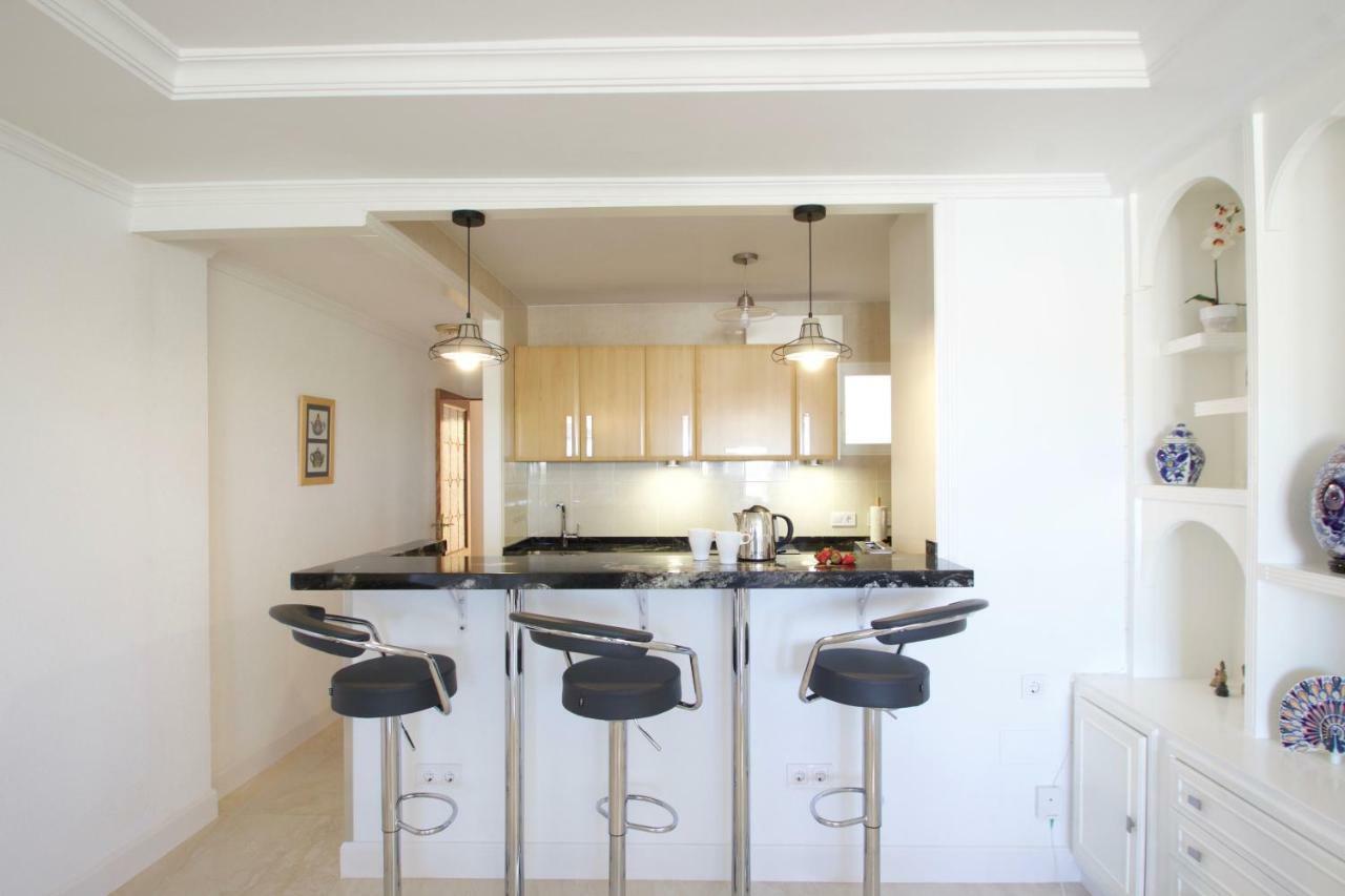 R&E Apartment Torremolinos Bagian luar foto